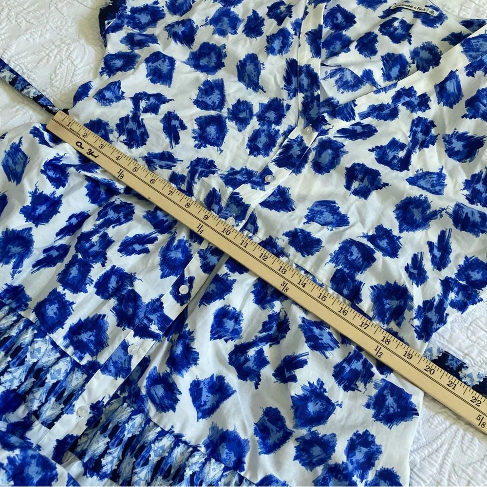 Abercrombie & Fitch Blue and White Printed Maxi Dress